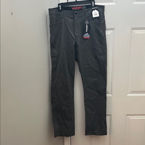 Wrangler Other - Wrangler Men's Dark Gray Synthetic Utility Pant